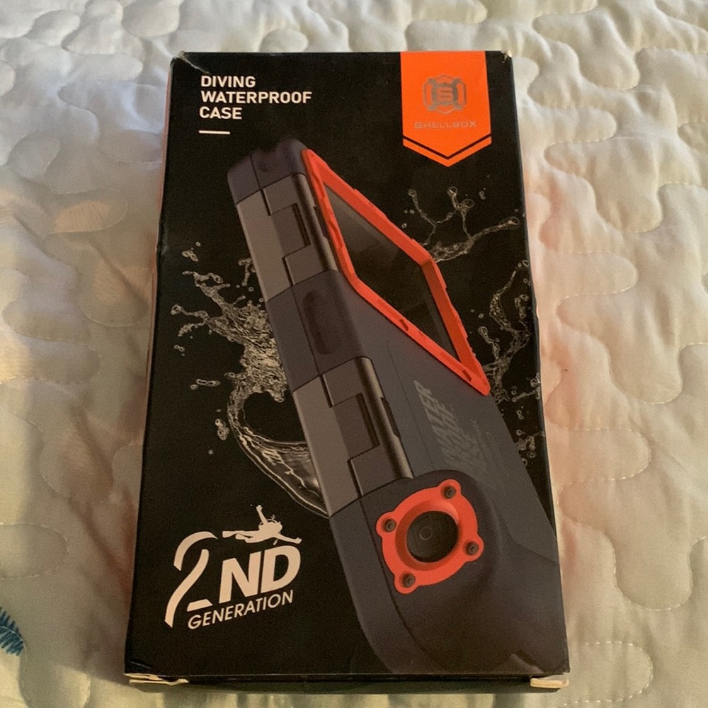 Brand New Shell Case in box Diving Waterproof Case